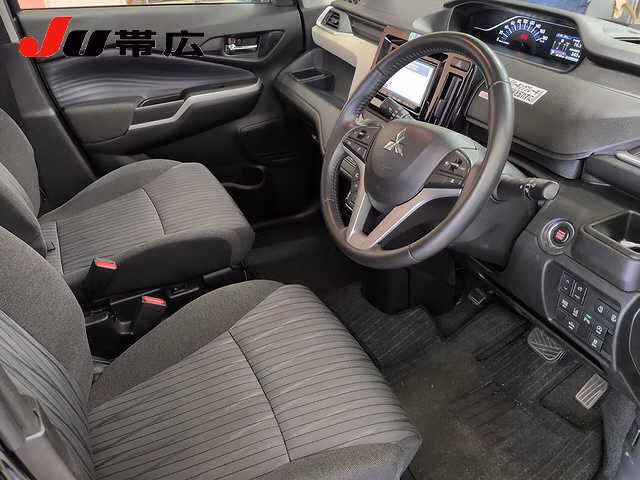 MITSUBISHI DELICA D:2