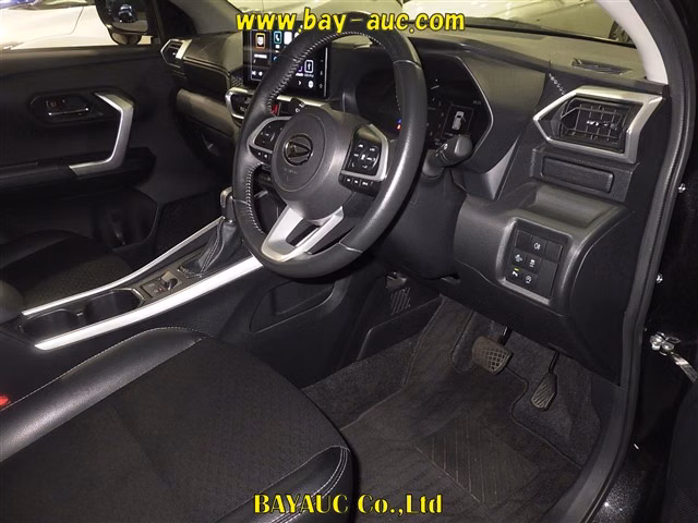 DAIHATSU ROCKY