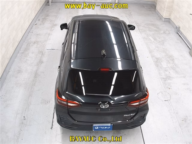 DAIHATSU ROCKY