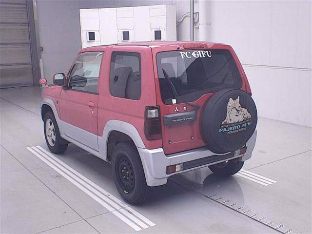 MITSUBISHI PAJERO MINI