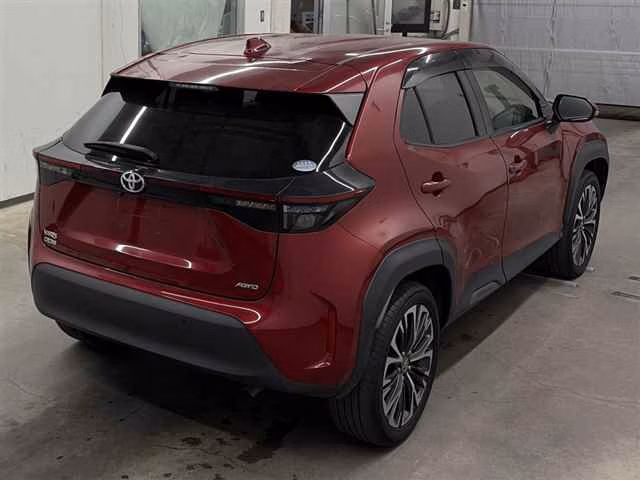 TOYOTA YARIS CROSS