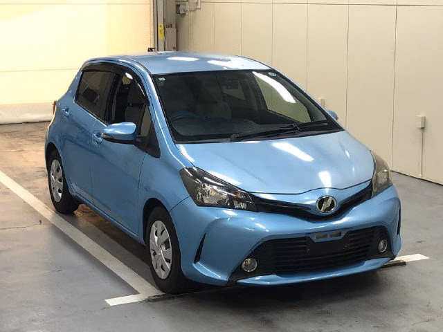 TOYOTA VITZ