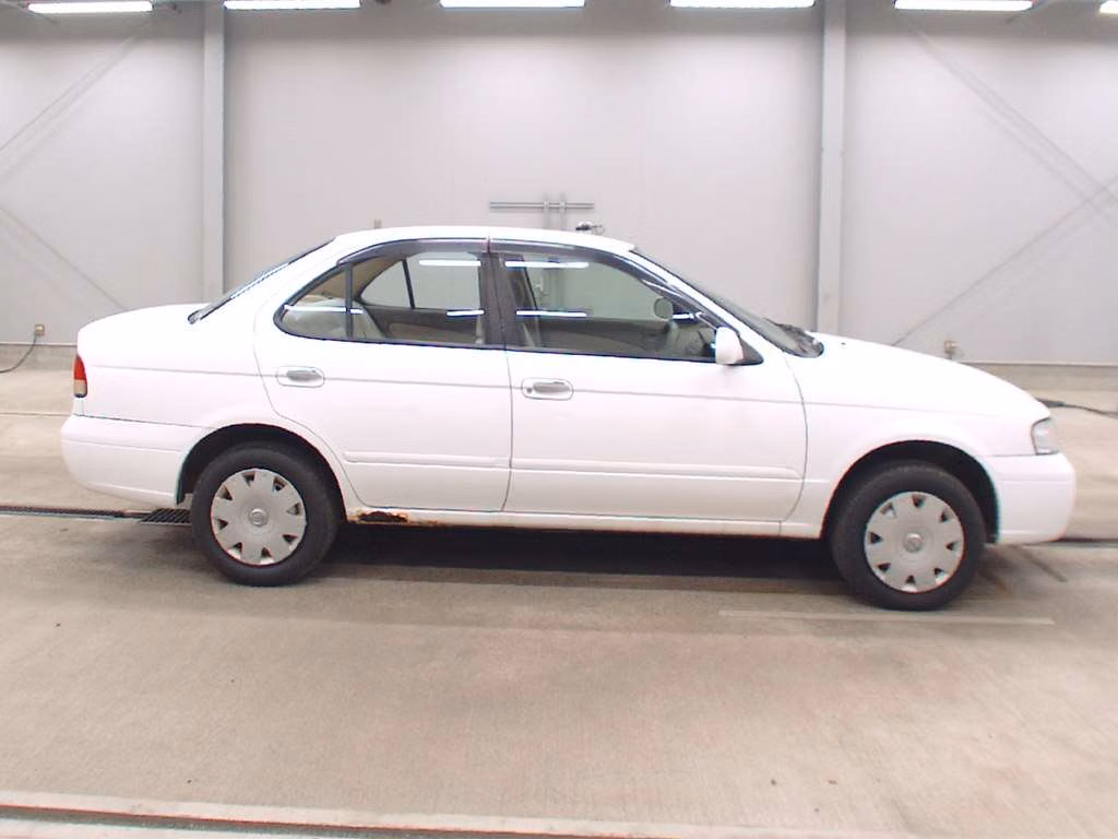 NISSAN SUNNY