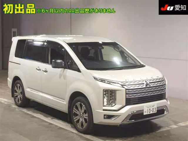 MITSUBISHI DELICA D:5