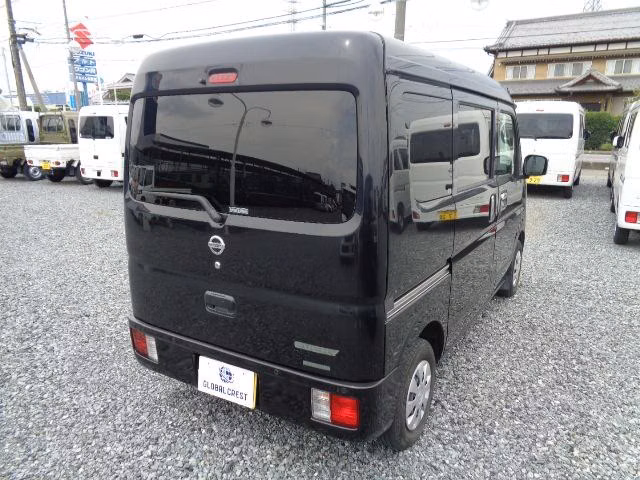 NISSAN NV100 CLIPPER