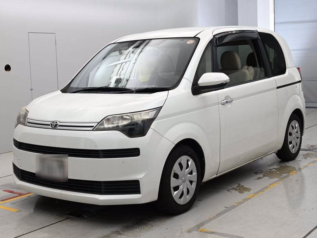 TOYOTA SPADE