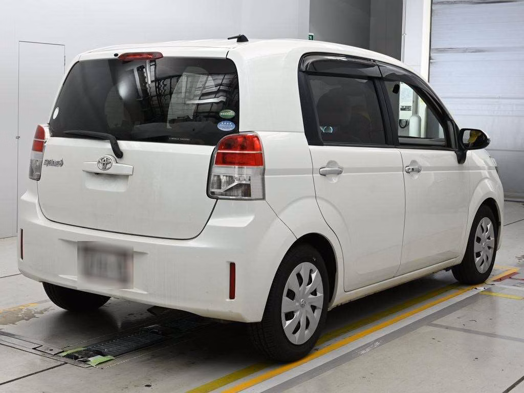 TOYOTA SPADE