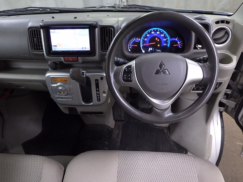 MITSUBISHI TOWN BOX