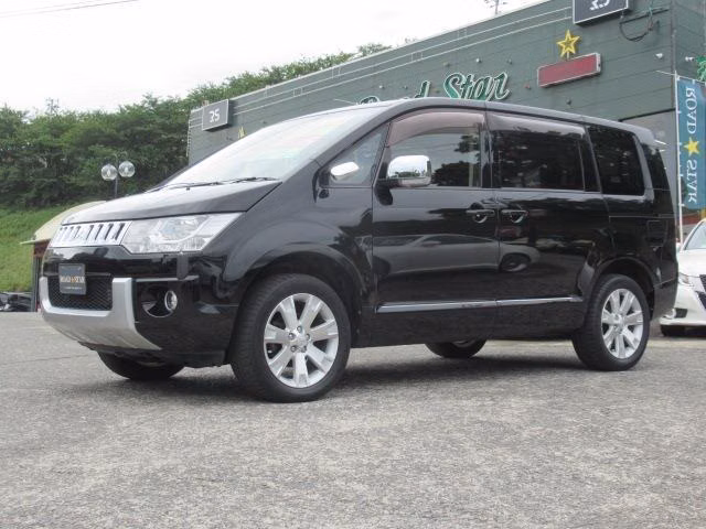 MITSUBISHI DELICA D:5