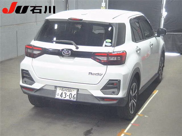 DAIHATSU ROCKY
