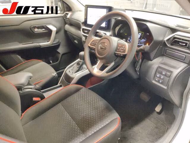 DAIHATSU ROCKY
