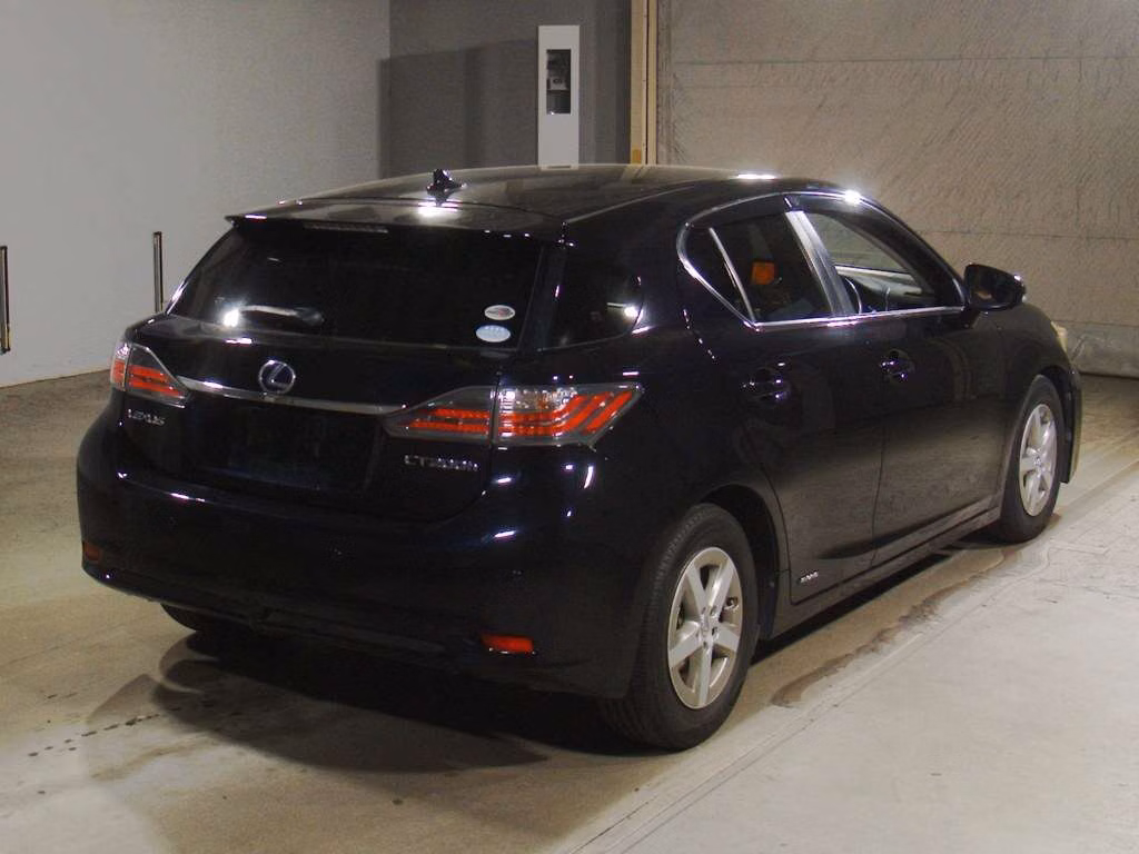 LEXUS CT200H