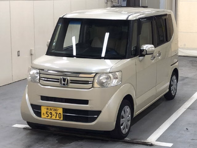 HONDA N-BOX