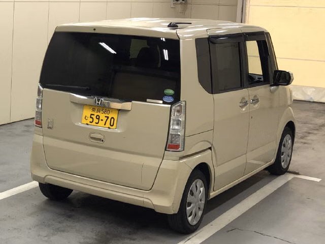 HONDA N-BOX