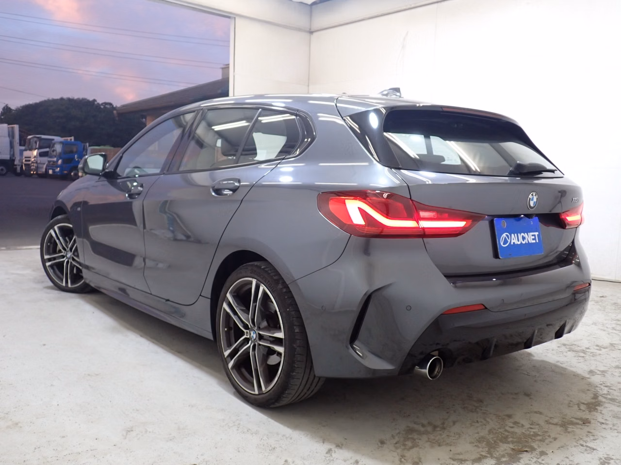 BMW 1-SERIES