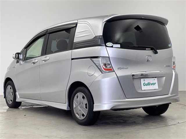 HONDA FREED SPIKE