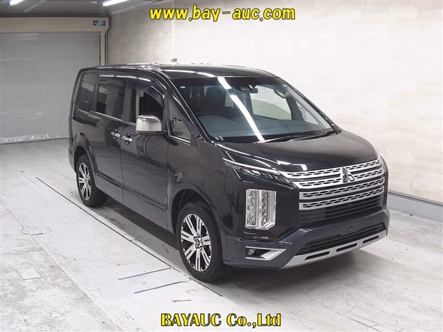 MITSUBISHI DELICA D:5