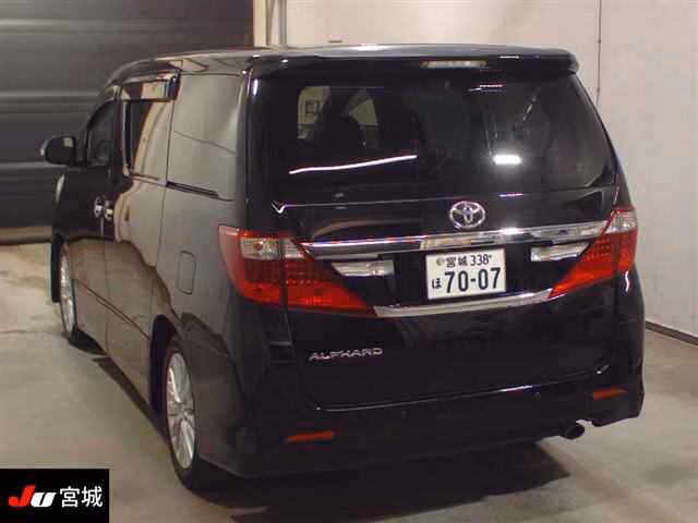 TOYOTA ALPHARD