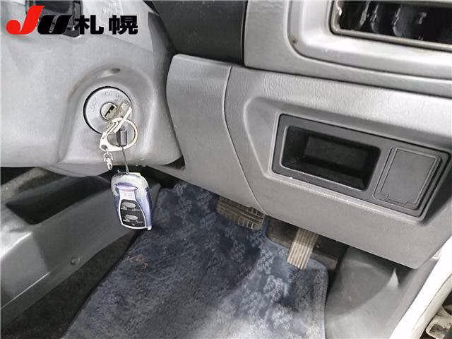 MITSUBISHI MINICA