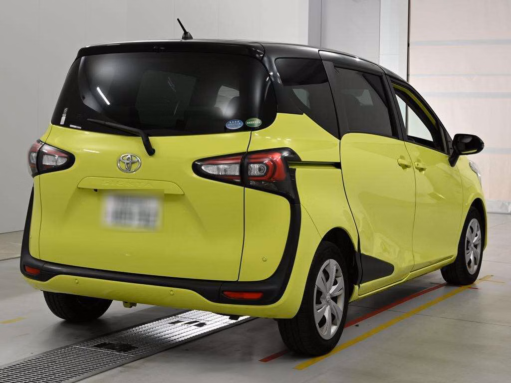 TOYOTA SIENTA