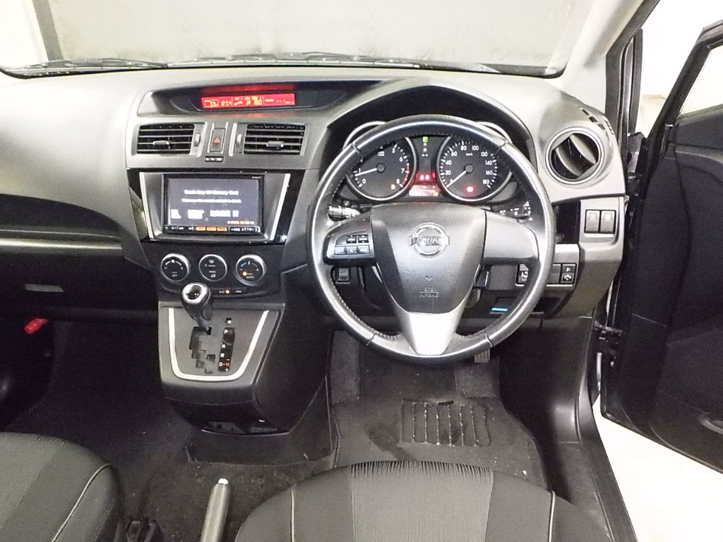 NISSAN LAFESTA