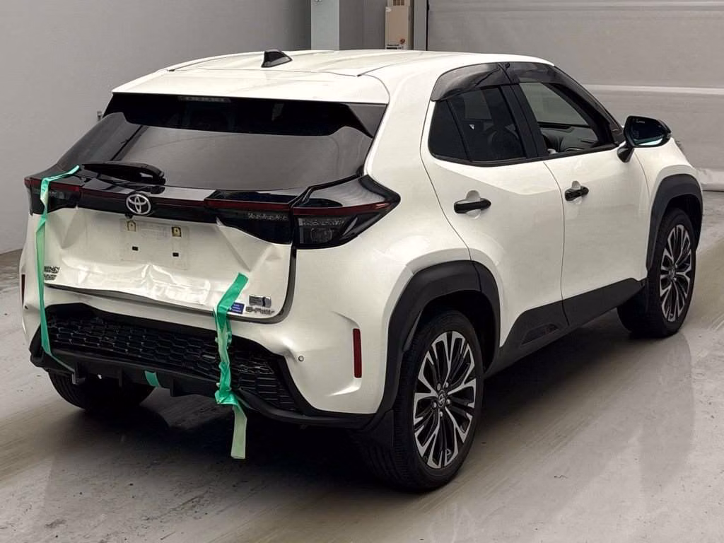 TOYOTA YARIS CROSS