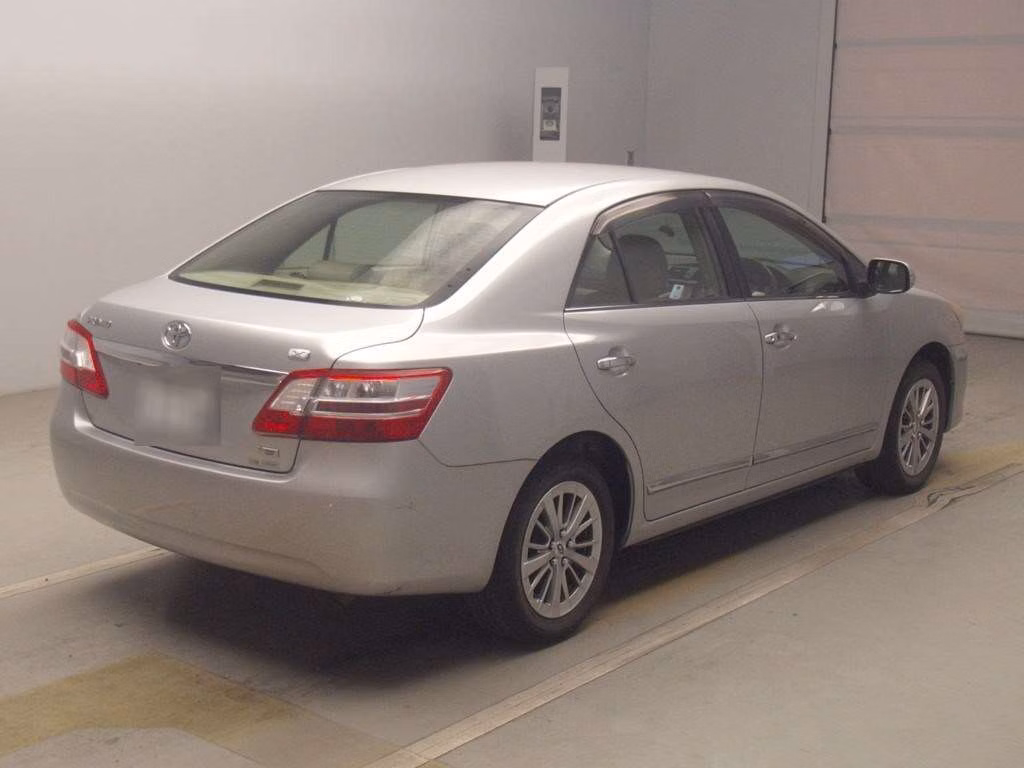 TOYOTA PREMIO