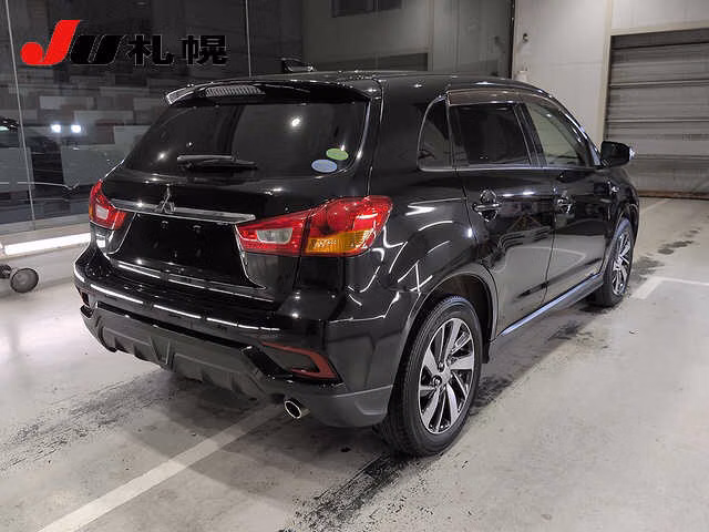 MITSUBISHI RVR