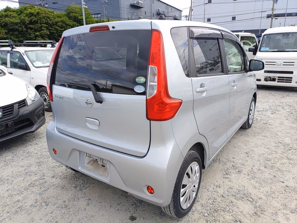 NISSAN DAYZ