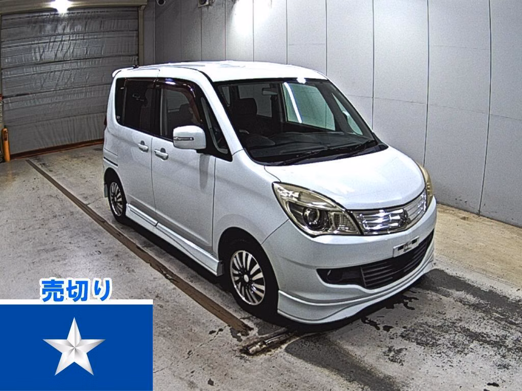 MITSUBISHI DELICA D:2