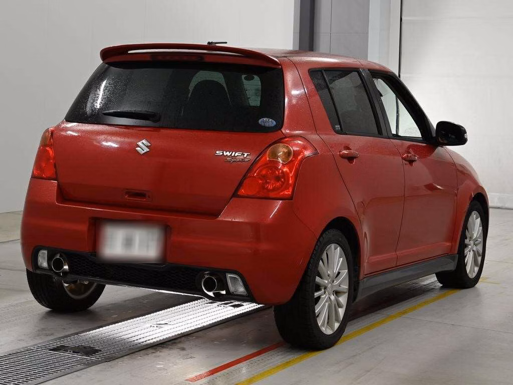 SUZUKI SWIFT