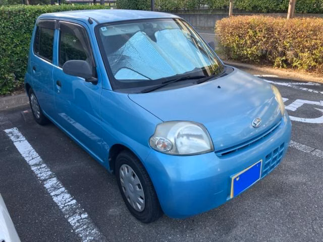DAIHATSU ESSE