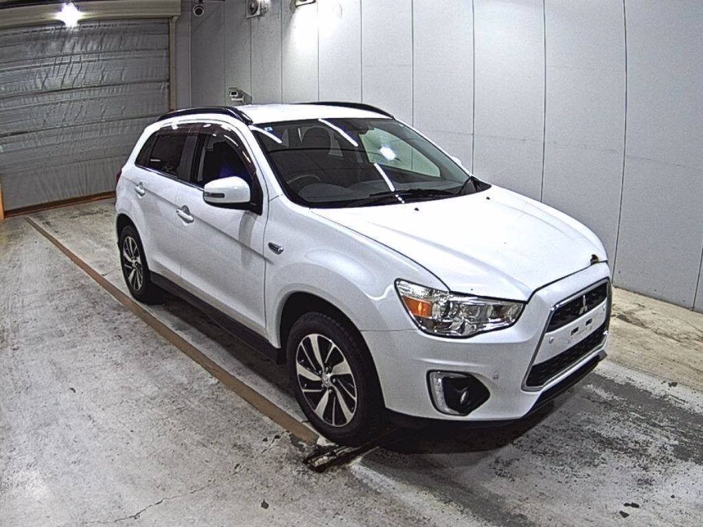 MITSUBISHI RVR