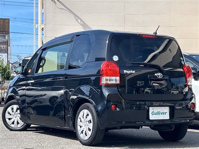 TOYOTA PORTE