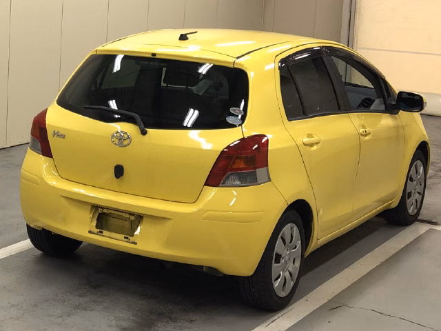 TOYOTA VITZ