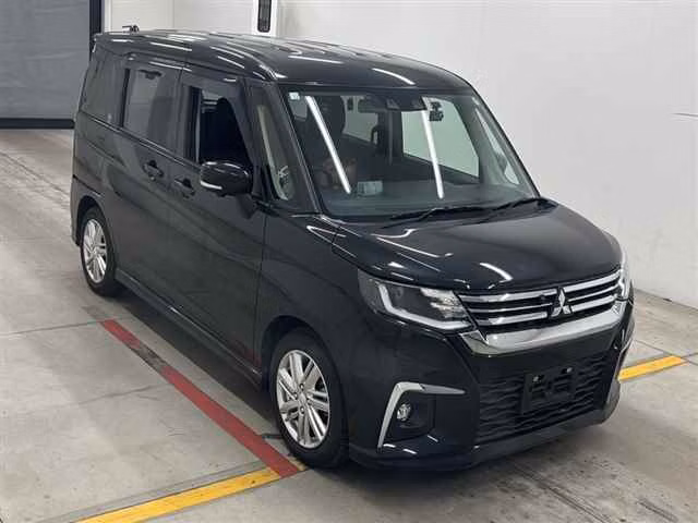 MITSUBISHI DELICA D:2