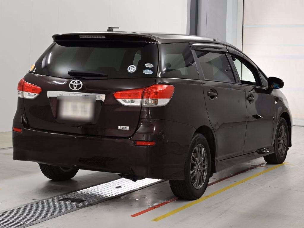 TOYOTA WISH