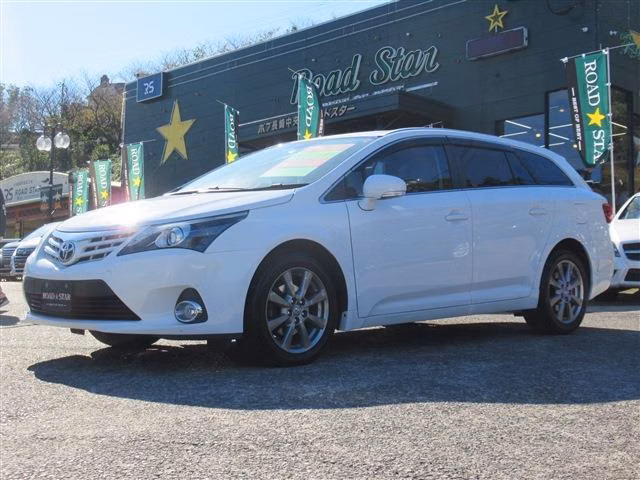 TOYOTA AVENSIS