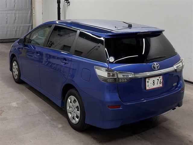 TOYOTA WISH