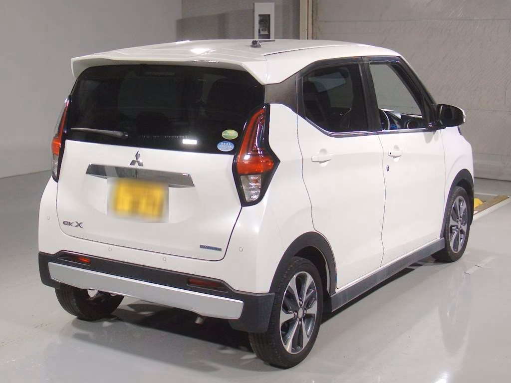 MITSUBISHI EK X
