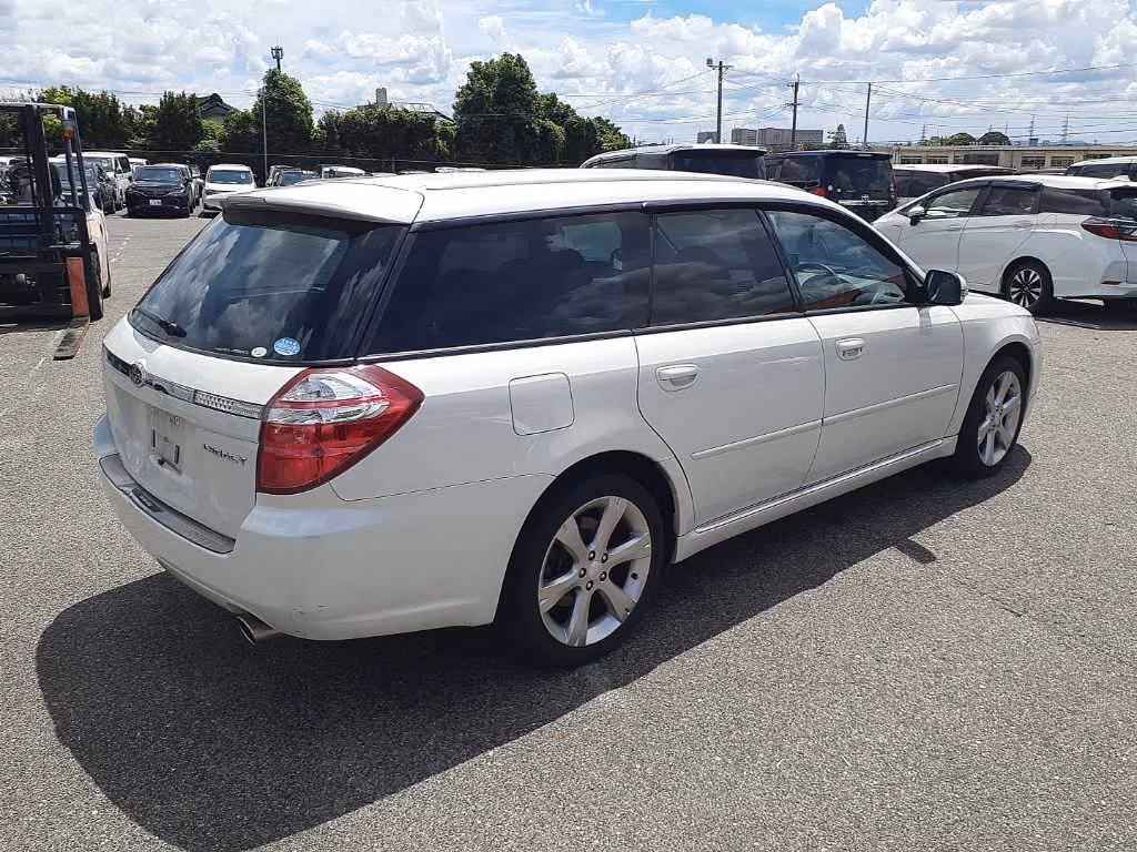 SUBARU LEGACY