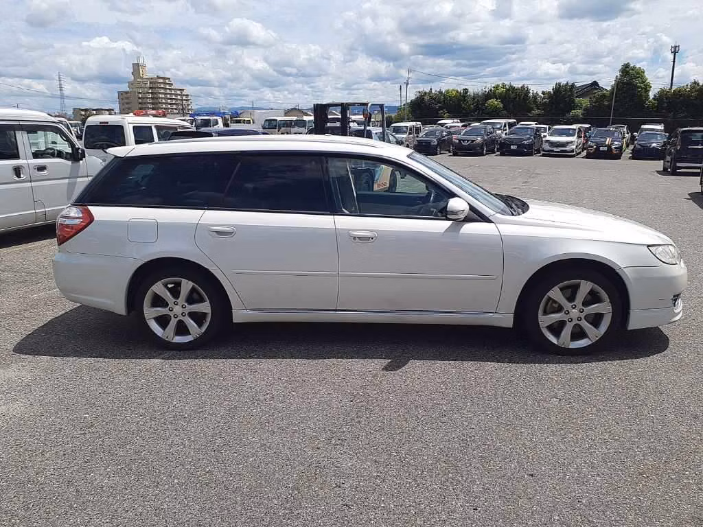 SUBARU LEGACY