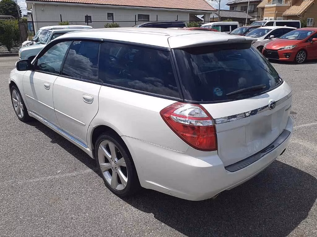SUBARU LEGACY