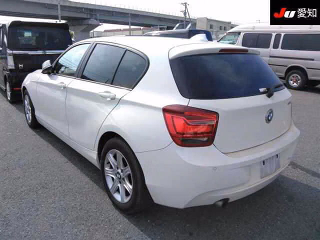 BMW 1-SERIES