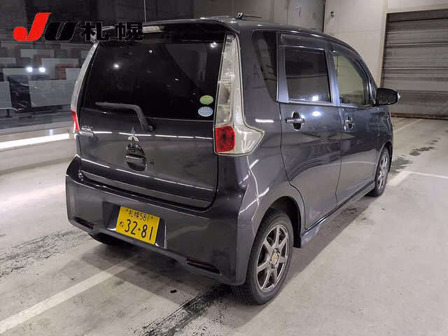 MITSUBISHI EK CUSTOM