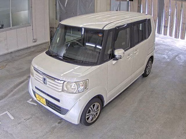 HONDA N-BOX