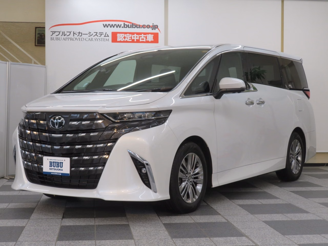 TOYOTA ALPHARD