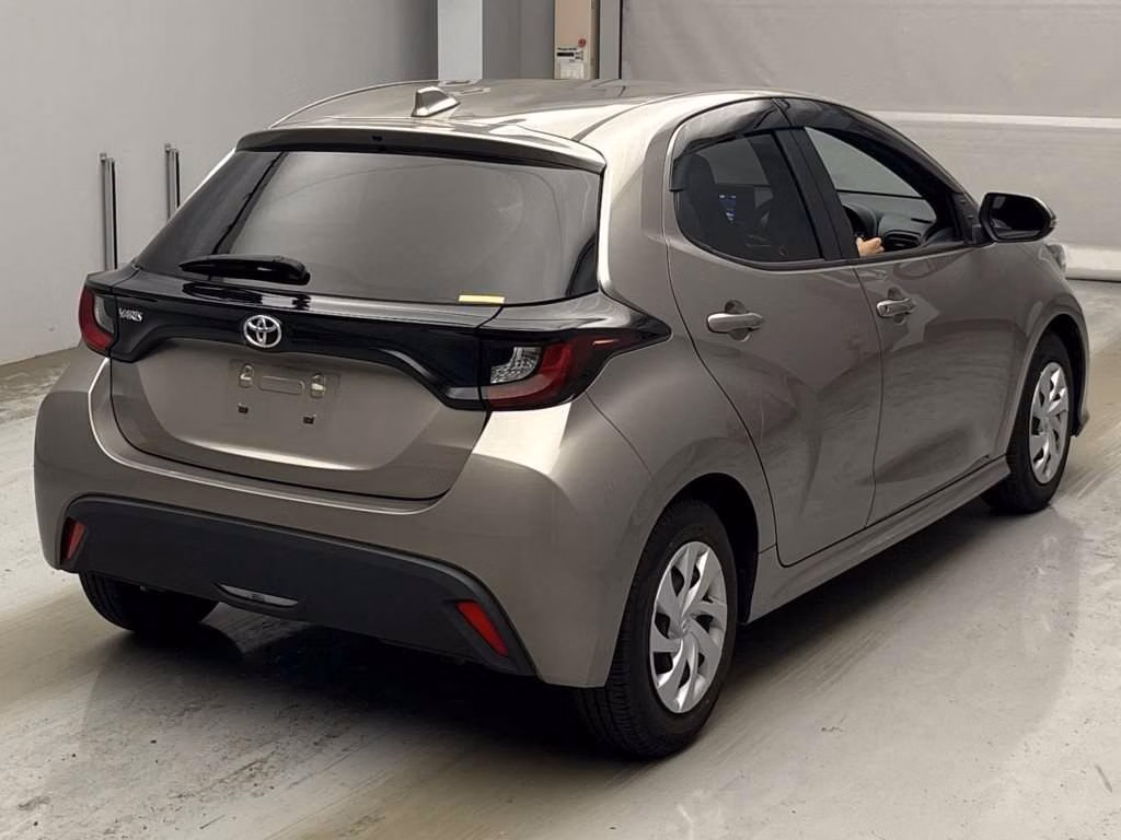 TOYOTA YARIS