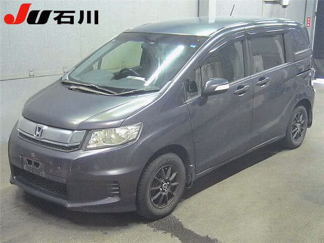 HONDA FREED SPIKE