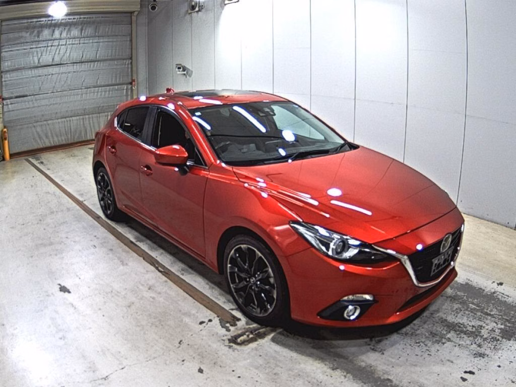 MAZDA AXELA